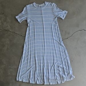Light Heathered Blue Striped Short Sleeve Dress Jersey Material Comfortable